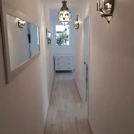 Corredera Parking Casco Historico * 科爾多瓦