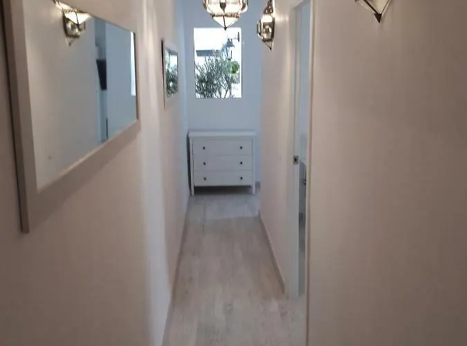 Corredera Parking Casco Historico * Κόρδοβα